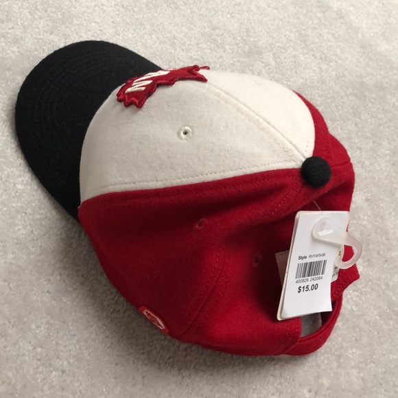 NWT Hudson Bay youth size baseball cap. - Picture 2 of 3